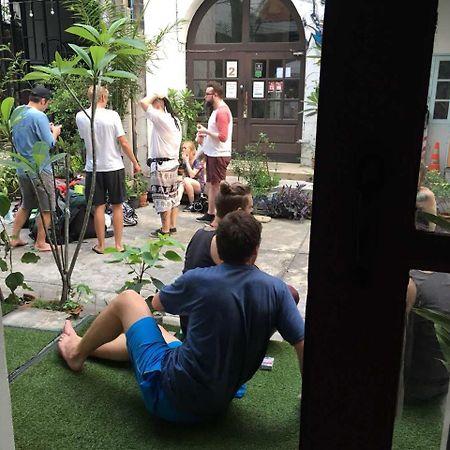 17You Inn Hostel 방콕 외부 사진