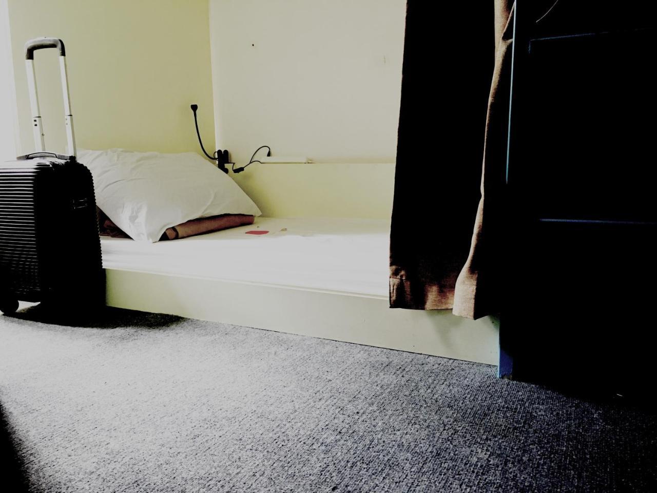 17You Inn Hostel 방콕 외부 사진